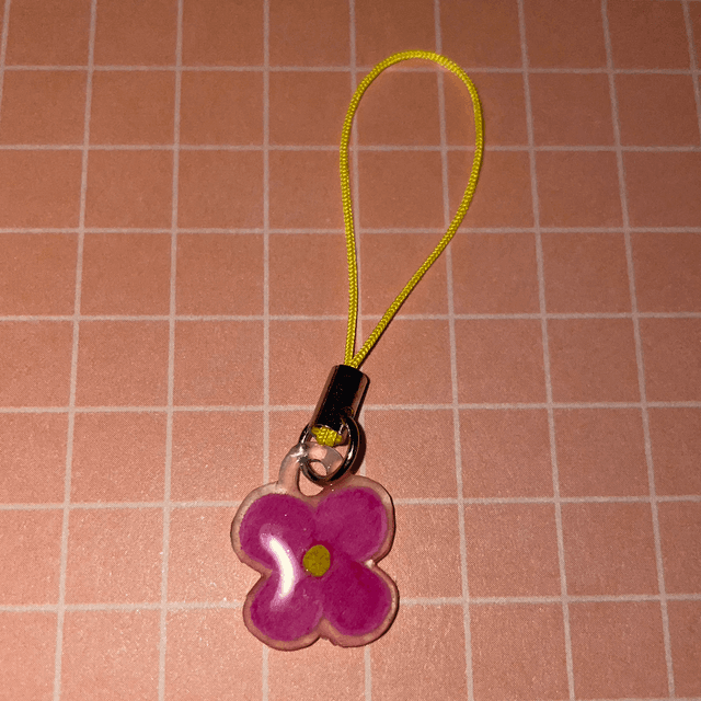Phone charm fleur